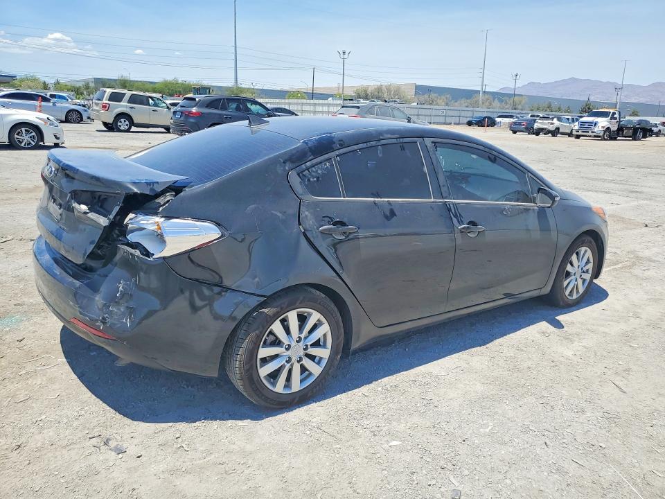 2015 Kia Forte VIN KNAFX4A6XF5383941 COPART salvage auction — SIDE, NV - SALVAGE TITLE, sold $475 on 2026-07-02 (photo 3)