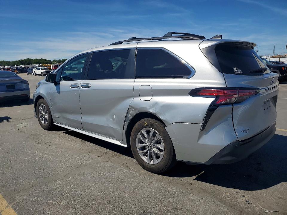 2021 Toyota VIN 5TDYRKEC0MS057647 COPART salvage auction — REAR END, Id - Salvage Certificate Of Title, sold $13,500 on 2026-08-01 (photo 2)