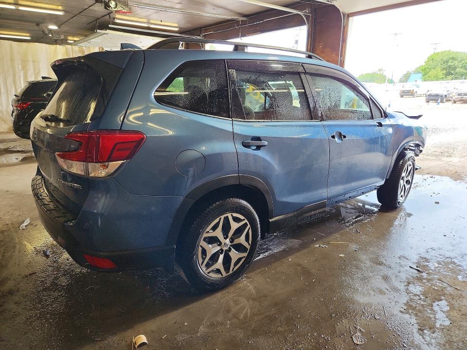 2019 Subaru Forester VIN JF2SKAEC9KH584142 COPART salvage auction — FRONT END, Pa - Certificate Of Salvage, sold $1,250 on 2026-07-23 (photo 3)