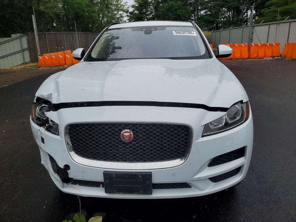 2017 Jaguar F-pace VIN SADCK2BV5HA884779 COPART salvage auction — FRONT END, Or - Salvage Title Certificate, sold $3,850 on 2026-07-20 (photo 5)