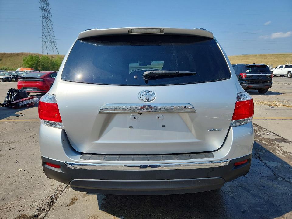 2013 Toyota VIN 5TDDK3EH7DS202168 COPART salvage auction — FRONT END, CO - PUBLIC - SALVAGE TITLE, sold $325 on 2026-07-29 (photo 6)