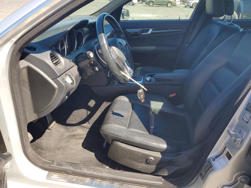 2014 Mercedes-benz C-klasse VIN WDDGF4HB0EA955169 COPART salvage auction — REAR END, CA - SALVAGE CERTIFICATE, sold $800 on 2026-07-31 (photo 7)