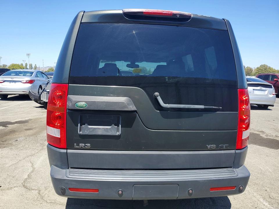 2005 Land rover Lr3 VIN SALAA25495A302700 COPART salvage auction — MINOR DENT/SCRATCHES, Ca - Dis/Dlr/Exp Only Clean Title, sold $325 on 2026-07-10 (photo 6)