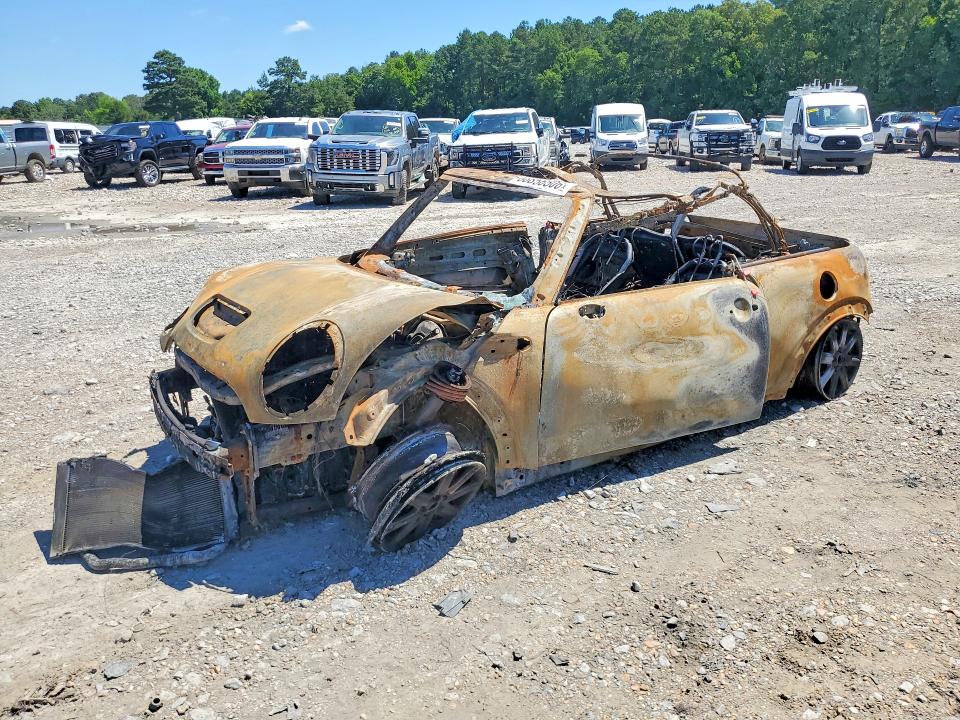 2011 Mini Cooper VIN WMWZP3C55BTX83147 COPART salvage auction — BURN, Ms - Cert Of Title-Salvaged, sold $15 on 2026-08-14 (photo 1)