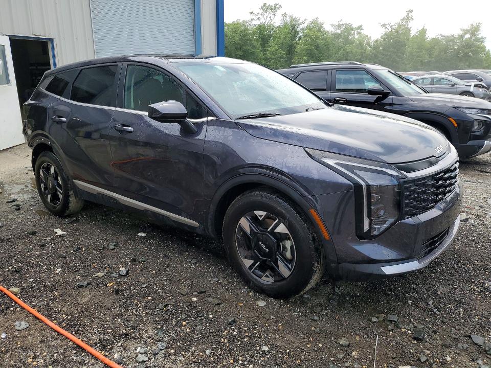 2026 Kia Sportage VIN 5XYK23DF7TG387972 COPART salvage auction — REAR END, VA - CERT OF TITLE - SALVAGE, sold $10,000 on 2026-07-22 (photo 4)