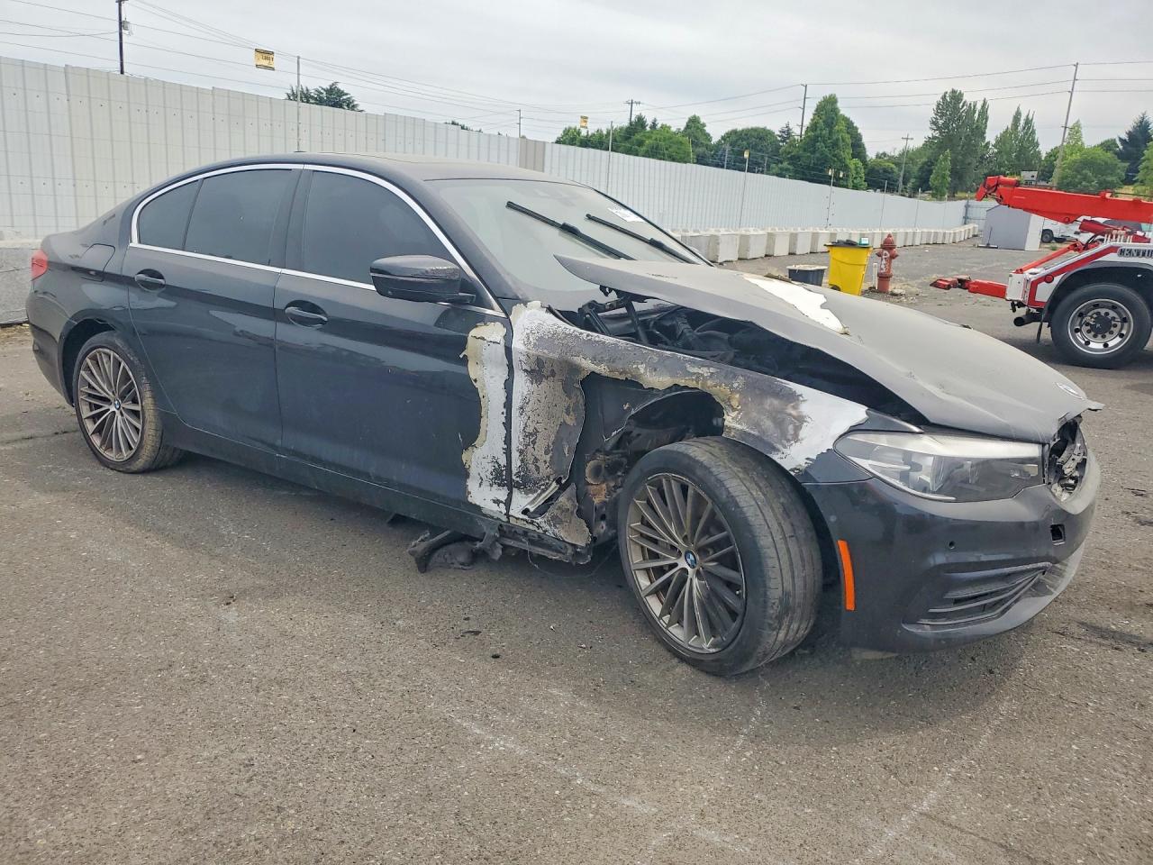 2020 BMW 5 Series VIN WBAJR3C03LCD71647 COPART salvage auction — Burn Engine, CA - CERTIFICATE OF TITLE, sold $5,800 on 2026-07-01 (photo 4)