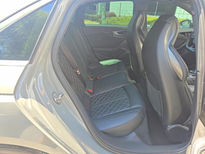 2020 Audi S4 VIN WAUB4AF42LA064663 COPART salvage auction — NORMAL WEAR, Ut - Cert Of Title-Rebuilt/Restored (P), sold $14,600 on 2026-07-24 (photo 6)