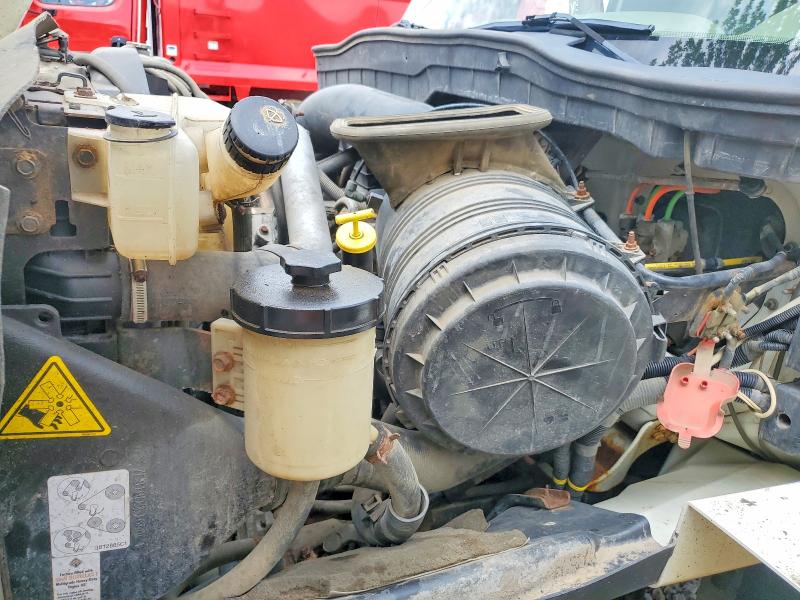 2010 International 7000-series VIN 1HTWDAAR8AJ259917 COPART salvage auction — ROLLOVER, Oh - Cert Of Title-Salvage (P), sold $1,650 on 2026-07-16 (photo 7)
