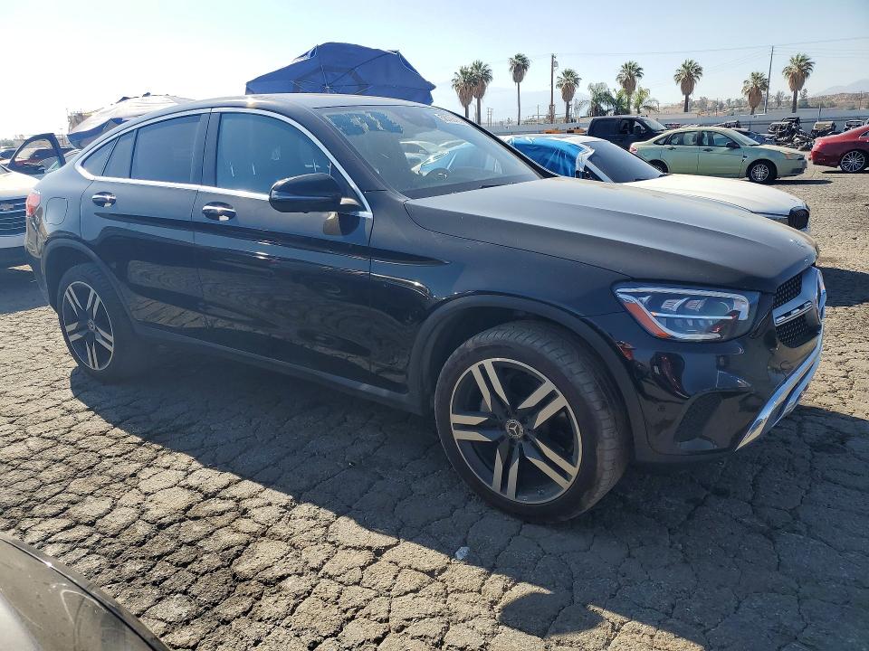 2021 Mercedes-benz Glc VIN W1N0J8EB2MF911237 COPART salvage auction — MINOR DENT/SCRATCHES, Ca - Dis/Dlr/Exp Only Clean Title (P), sold $19,300 on 2026-07-27 (photo 4)