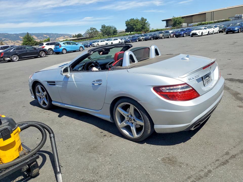 2016 Mercedes-benz Slk-class VIN WDDPK3JA4GF123010 COPART salvage auction — FRONT END, Ca - Salvage Certificate, sold $1,850 on 2026-07-09 (photo 2)