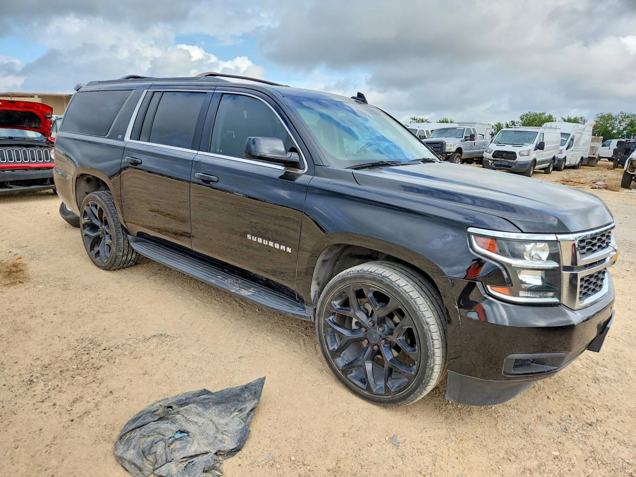 2019 Chevrolet Suburban VIN 1GNSCHKC2KR264364 COPART salvage auction — Hail, TX - CERTIFICATE OF TITLE, sold $15,000 on 2026-07-09 (photo 4)