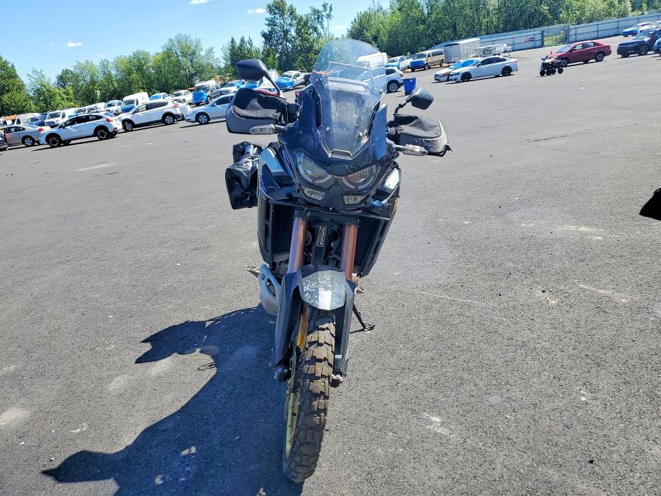 2021 Honda Crf VIN JH2SD1026MK100268 COPART salvage auction — SIDE, Or - Salvage Title Certificate, sold $2,600 on 2026-07-23 (photo 2)