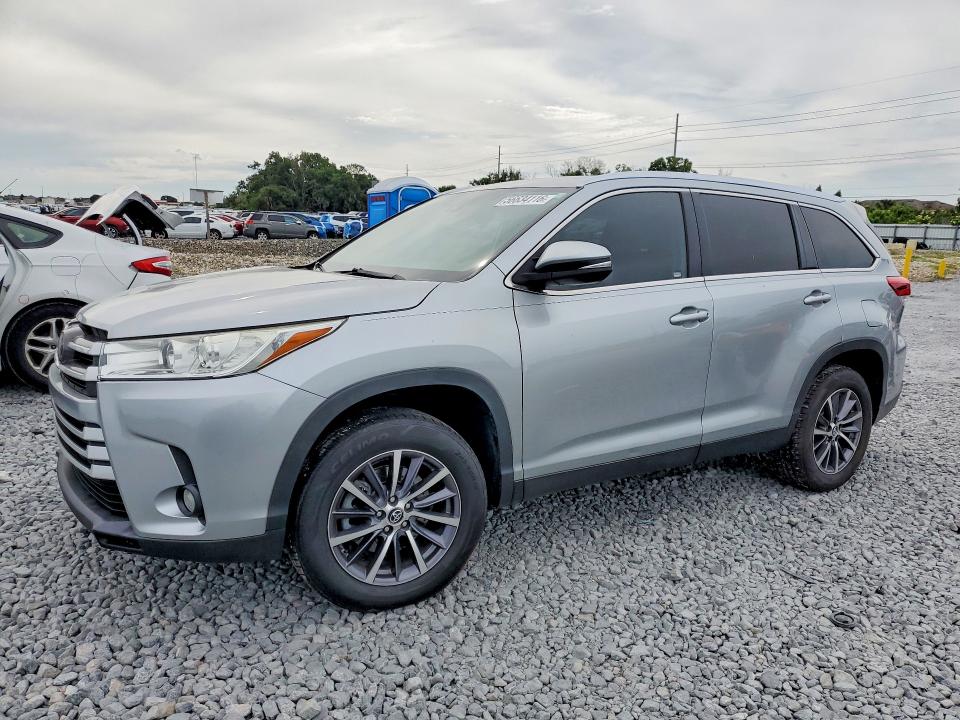 2019 Toyota VIN 5TDKZRFHXKS558308 COPART salvage auction — SIDE, FL - CERT OF TITLE SLVG REBUILDABLE, sold $350 on 2026-07-24 (photo 1)