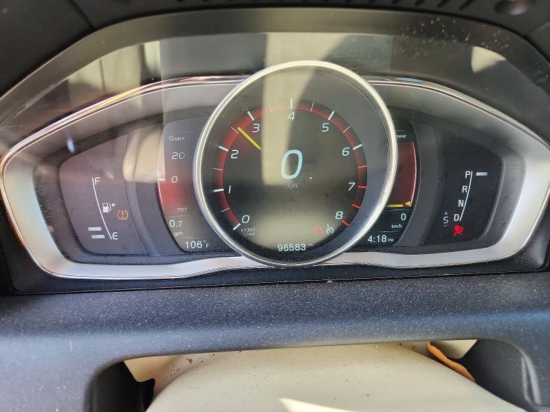 2016 Volvo Xc60 VIN YV440MDK1G2787976 COPART salvage auction — REAR END, Fl - Cert Of Title Slvg Rebuildable, sold $1,350 on 2026-08-18 (photo 9)