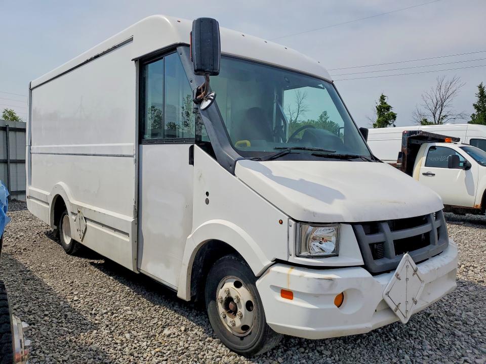 2018 Isuzu Npr VIN JALB4T172J7W00617 COPART salvage auction — MINOR DENT/SCRATCHES, Ny - Certificate Of Title (P), sold $3,900 on 2026-07-20 (photo 4)
