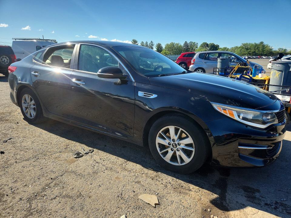 2016 Kia Optima VIN 5XXGT4L36GG100017 COPART salvage auction — VANDALISM, Pa - Certificate Of Salvage, sold $1,050 on 2026-07-17 (photo 4)