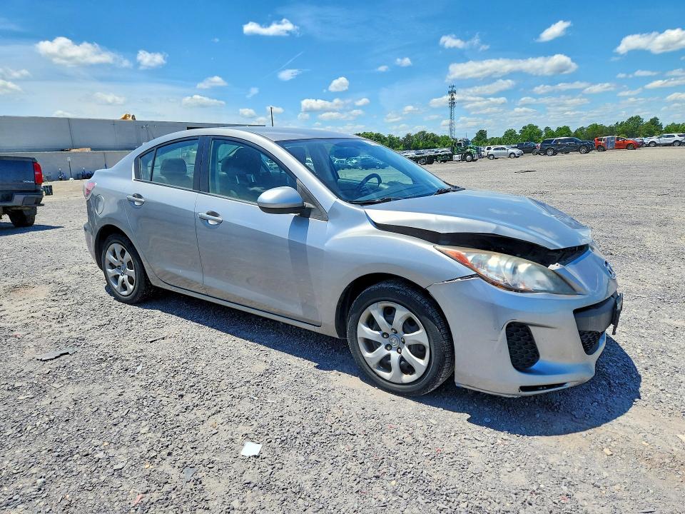 2013 Mazda 3 VIN JM1BL1TG1D1774790 COPART salvage auction — FRONT END, Va - Cert Of Title - Salvage, sold $625 on 2026-07-08 (photo 4)