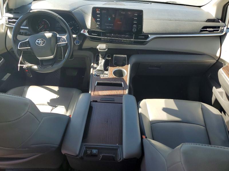 2021 Toyota VIN 5TDYRKEC0MS057647 COPART salvage auction — REAR END, Id - Salvage Certificate Of Title, sold $13,500 on 2026-08-01 (photo 8)