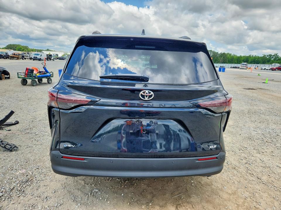 2026 Toyota VIN 5TDYRKEC0TS307953 COPART salvage auction — FRONT END, Ny - Dealer Only Clean Title, sold $31,500 on 2026-07-06 (photo 6)