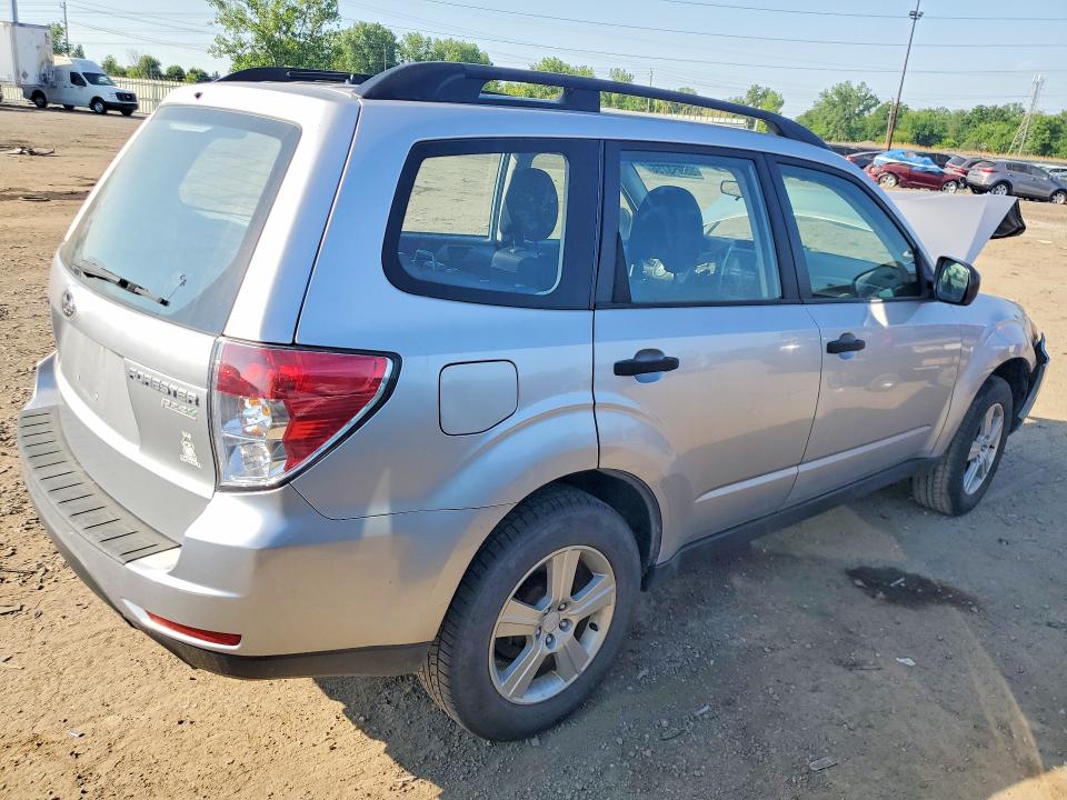 2012 Subaru Forester VIN JF2SHABC4CH408040 COPART salvage auction — FRONT END, Mi - Certificate Of Title, sold $1,200 on 2026-07-24 (photo 3)