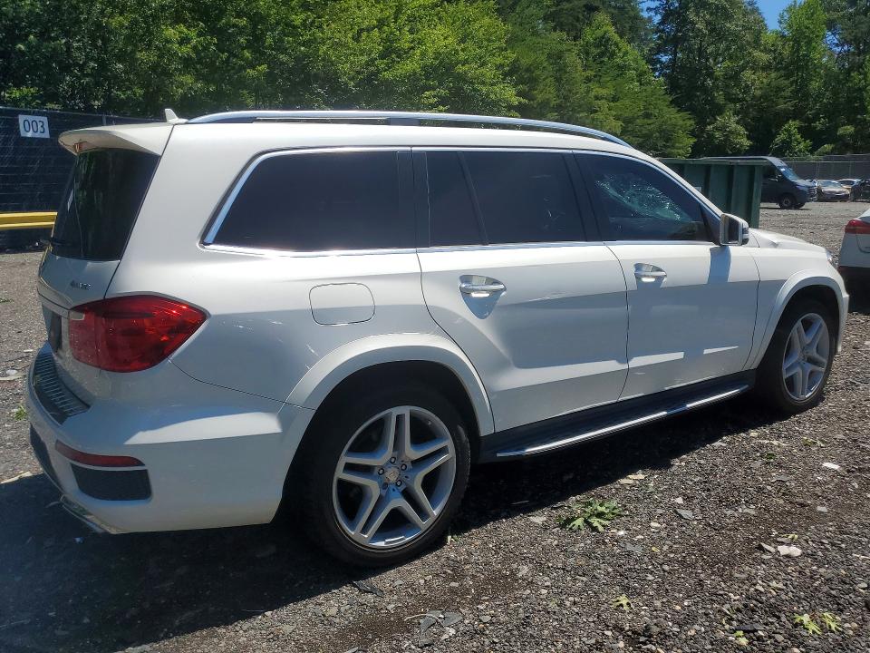 2015 Mercedes-benz VIN 4JGDF7DE8FA570275 COPART salvage auction — ROOF, Md - Cert Of Salvage > 75% Damage, sold $4,150 on 2026-07-02 (photo 3)