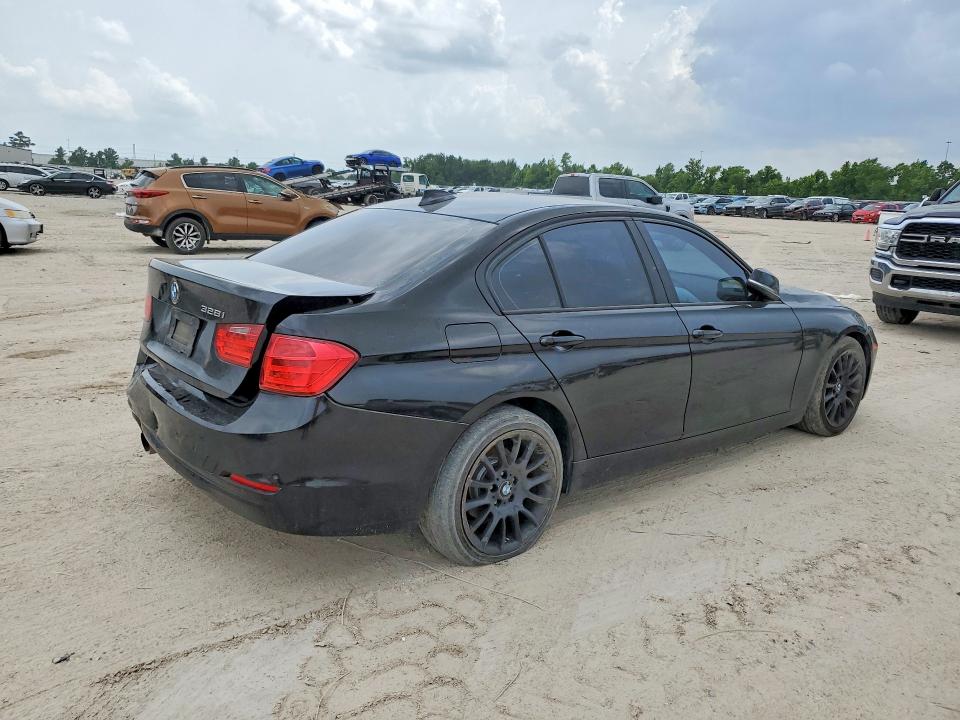 2015 BMW 3er VIN WBA3A5C55FP604851 COPART salvage auction — REAR END, Tx - Salvage Vehicle Title, sold $1,350 on 2026-07-24 (photo 3)
