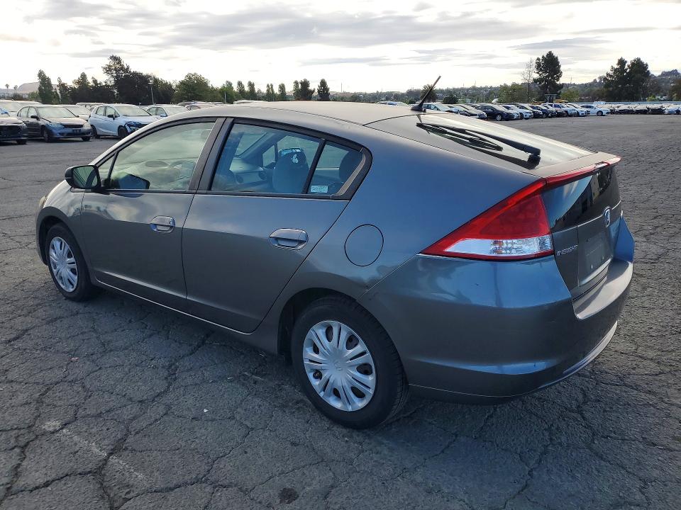 2011 Honda Insight VIN JHMZE2H36BS007432 COPART salvage auction — MINOR DENT/SCRATCHES, Ca - Dis/Dlr/Exp App For Dup Clean, sold $500 on 2026-07-31 (photo 2)