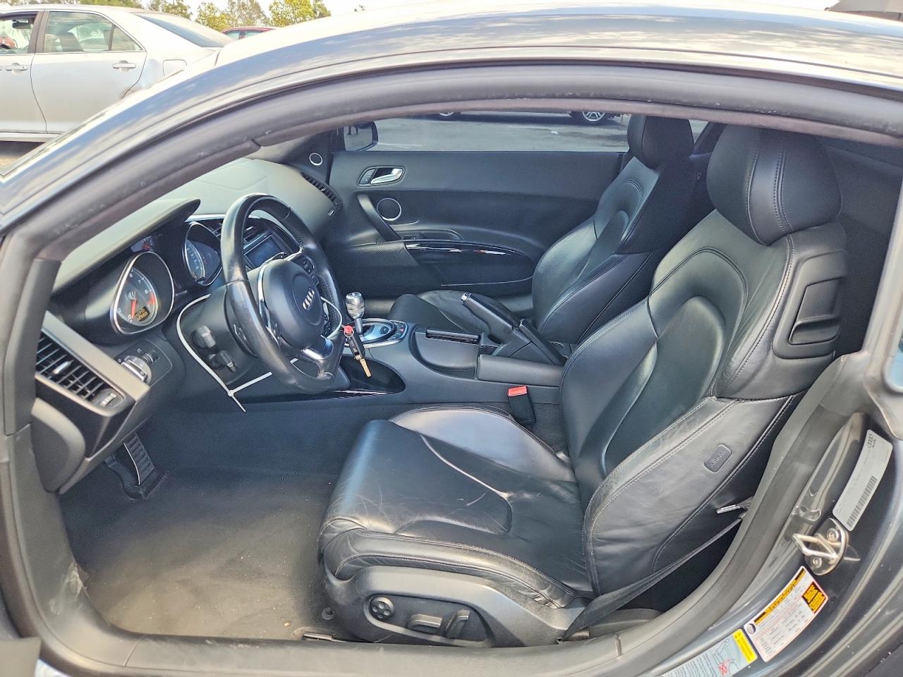 2011 Audi R8 VIN WUAAUAFG9BN001627 COPART salvage auction — Undercarriage, CA - SALVAGE CERTIFICATE, sold $30,500 on 2026-08-06 (photo 7)
