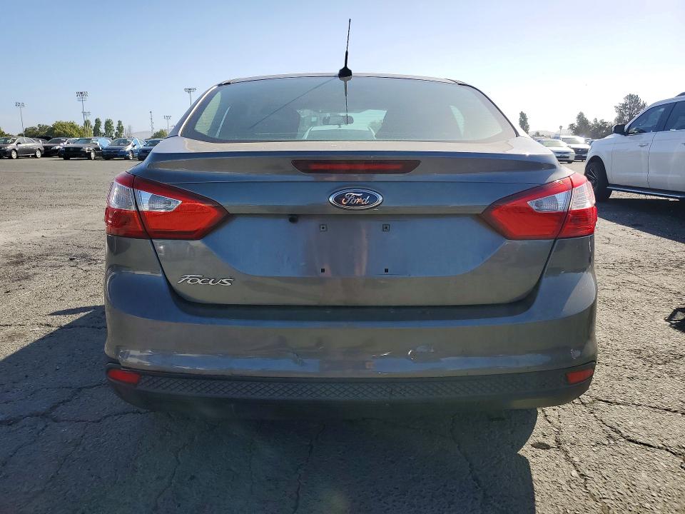 2014 Ford Focus VIN 1FADP3E21EL162448 COPART salvage auction — FRONT END, Ca - Salvage Certificate, sold $450 on 2026-07-10 (photo 6)