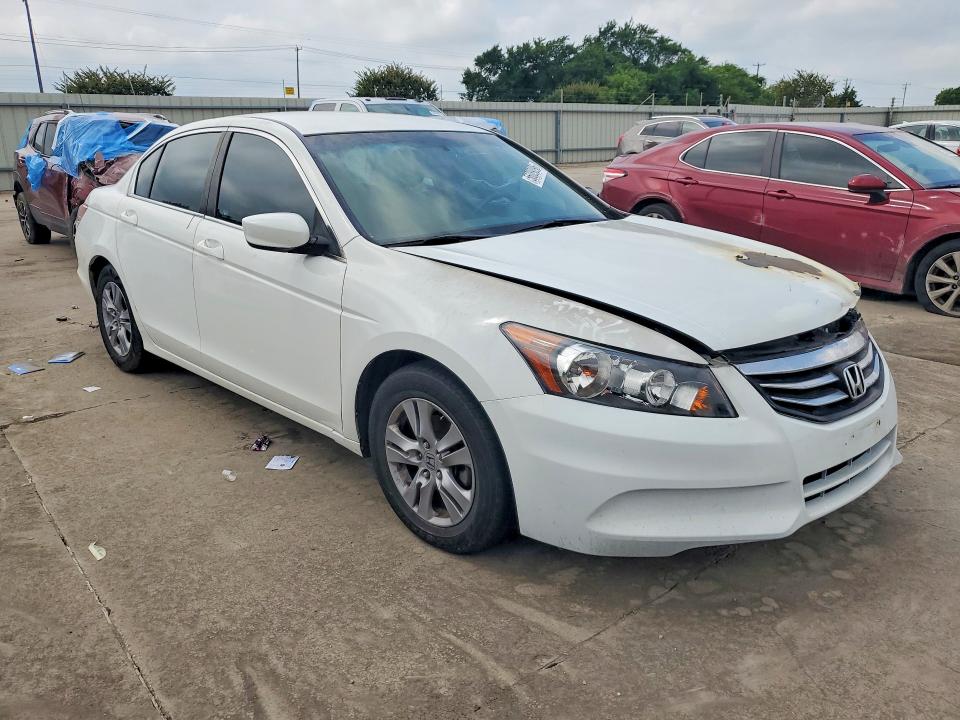 2012 Honda Accord VIN 1HGCP2F61CA131650 COPART salvage auction — BURN, TX - BONDED TITLE - SALVAGE (P), sold $600 on 2026-07-02 (photo 4)