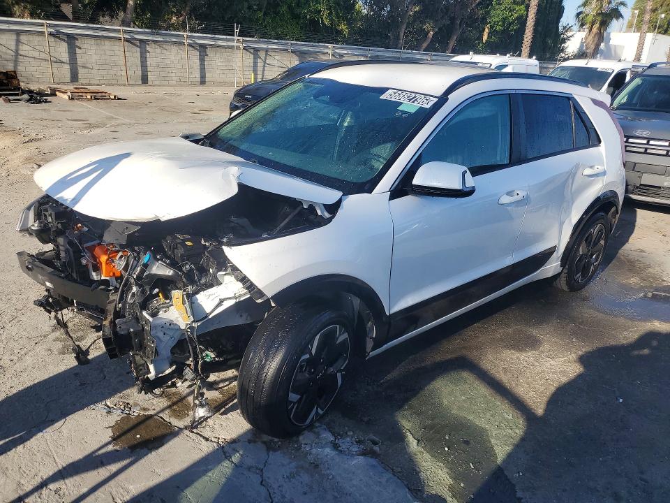 2023 Kia Niro VIN KNDCR3L18P5045242 COPART salvage auction — FRONT END, Ca - Salvage Certificate, sold $2,850 on 2026-07-24 (photo 1)
