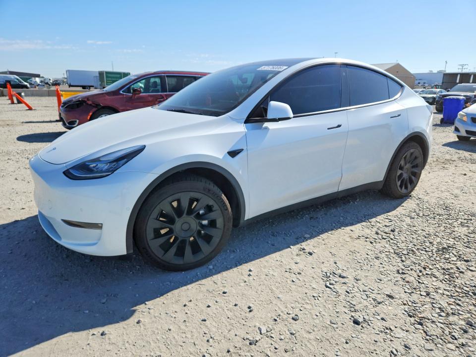 2022 Tesla Model y VIN 7SAYGDEE3NF438856 COPART salvage auction — REAR END, Co - Public - Salvage Title, sold $16,200 on 2026-07-09 (photo 1)
