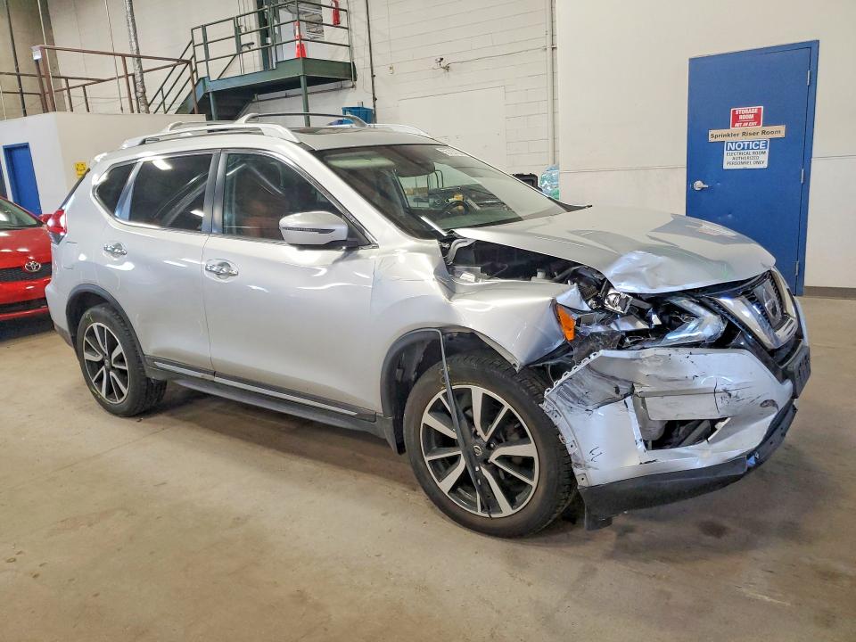 2017 Nissan VIN JN8AT2MV3HW283875 COPART salvage auction — FRONT END, Mn - Cert Of Title-Salvage, sold $3,650 on 2026-07-14 (photo 4)