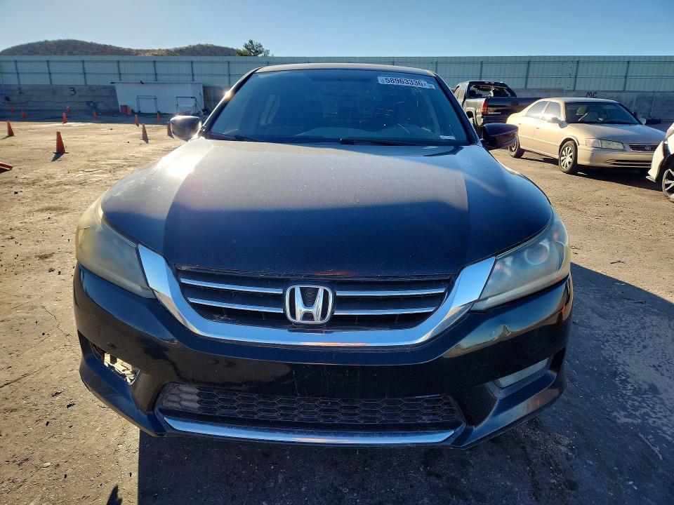 2015 Honda Accord VIN 1HGCR2E57FA196588 COPART salvage auction — FRONT END, Nm - Certificate Of Title, sold $2,300 on 2026-07-09 (photo 5)