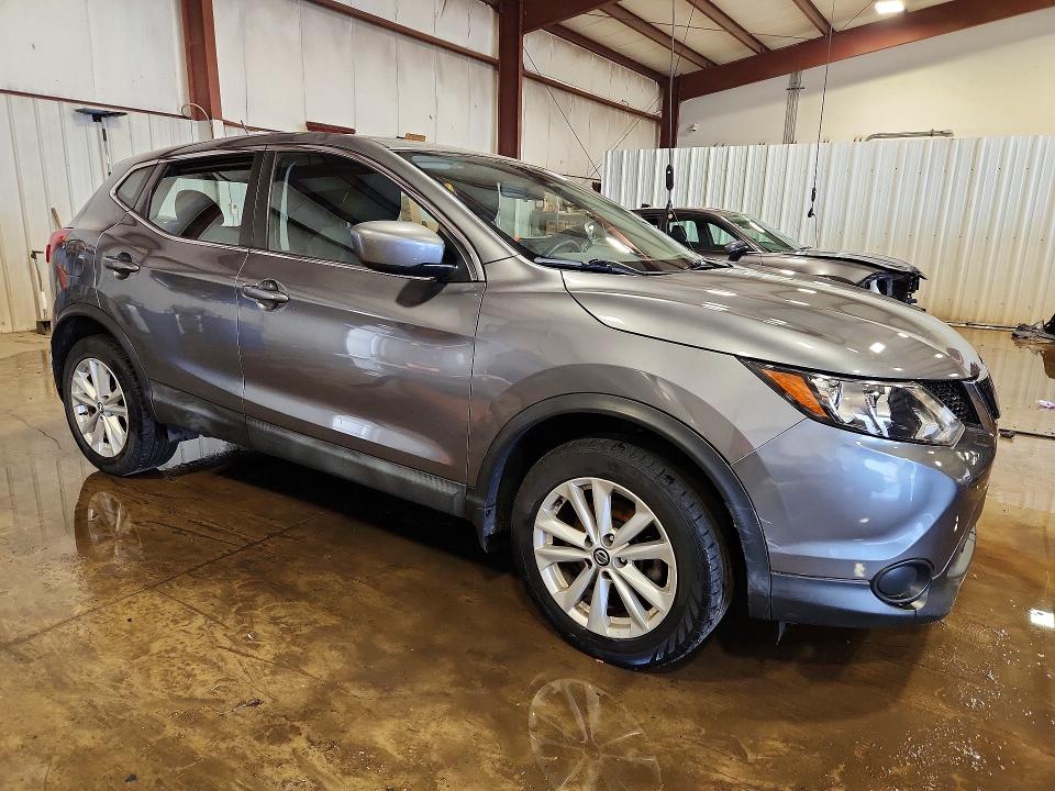 2019 Nissan Rogue VIN JN1BJ1CR2KW624634 COPART salvage auction — ROOF, Pa - Certificate Of Salvage, sold $2,250 on 2026-07-21 (photo 4)