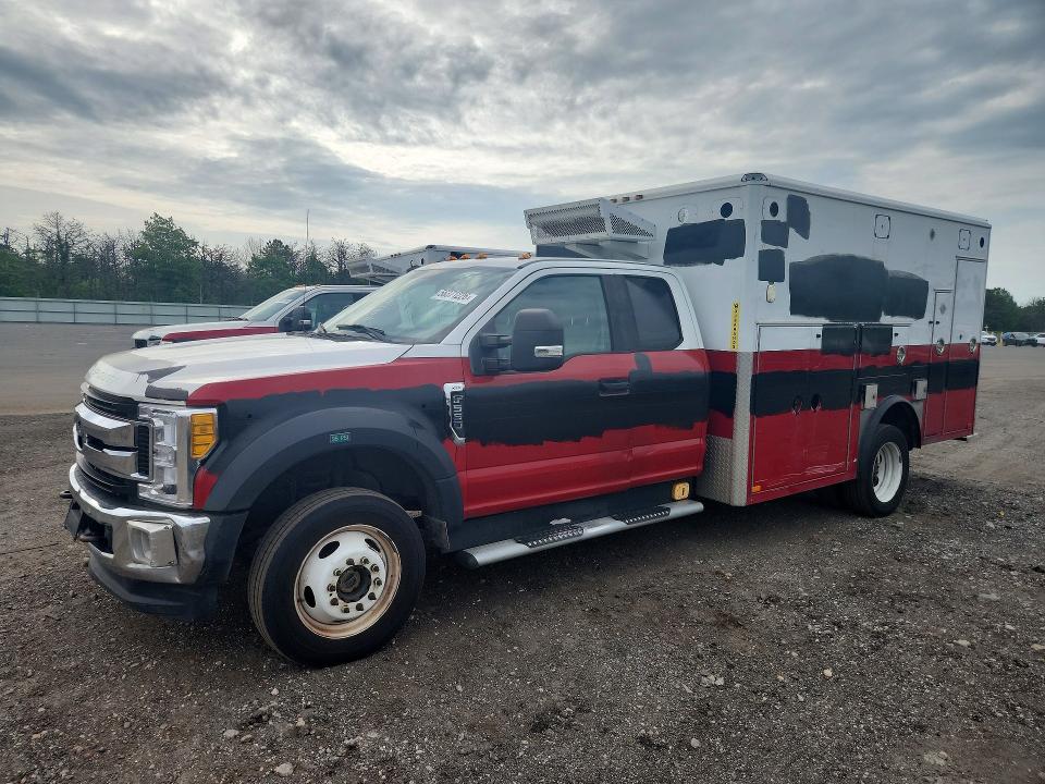 2017 Ford F-550 super duty VIN 1FD0X5HT9HED73071 COPART salvage auction — MINOR DENT/SCRATCHES, Ny - Certificate Of Title, sold $14,500 on 2026-07-28 (photo 1)