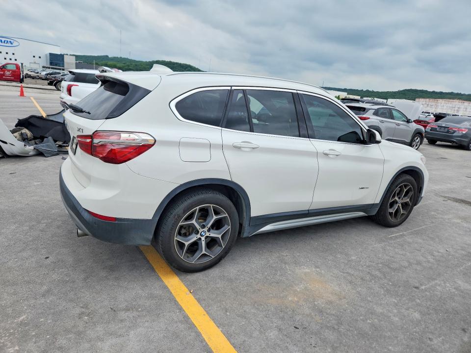 2018 BMW X1 VIN WBXHT3C33J5K21133 COPART salvage auction — SIDE, Ok - Cert Of Title-Salvage, sold $3,350 on 2026-07-22 (photo 3)