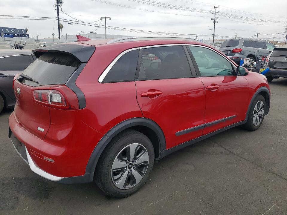 2017 Kia Niro VIN KNDCB3LC3H5057323 COPART salvage auction — MINOR DENT/SCRATCHES, Ca - Cert Of Title-Salvaged, sold $2,150 on 2026-07-29 (photo 3)