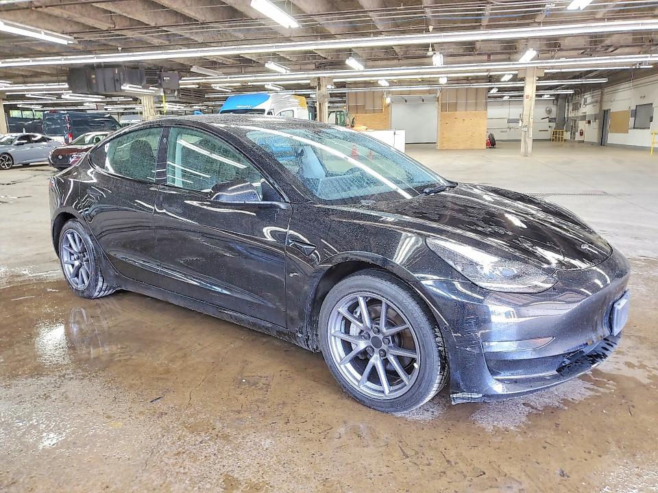 2022 Tesla Model 3 VIN 5YJ3E1EA2NF286643 COPART salvage auction — UNDERCARRIAGE, Il - Salvage Certificate, sold $5,200 on 2026-07-20 (photo 4)