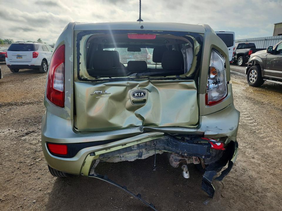 2012 Kia Soul VIN KNDJT2A56C7445078 COPART salvage auction — REAR END, Mo - Salvage Certificate Of Title, sold $550 on 2026-07-30 (photo 6)