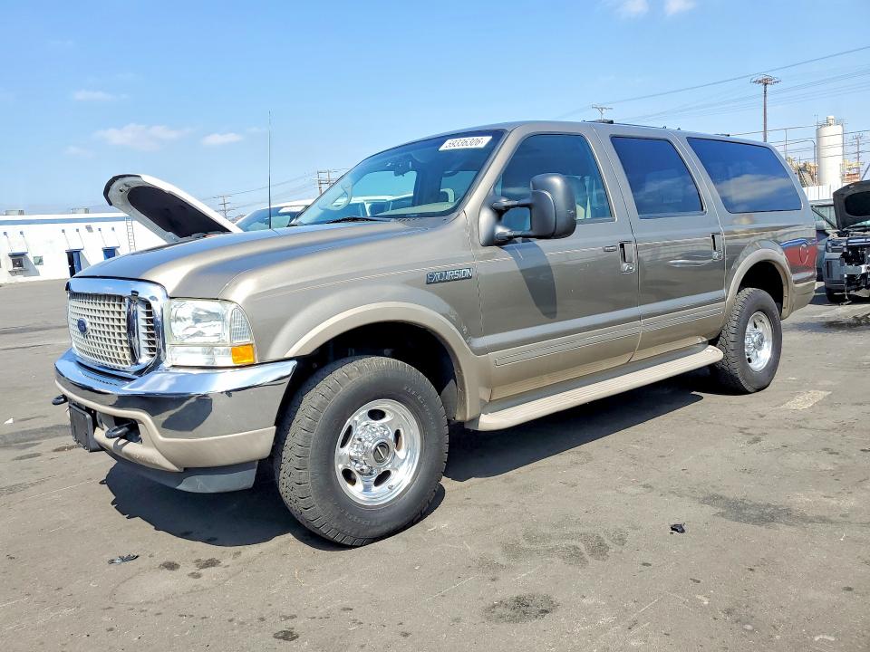 2002 Ford Excursion VIN 1FMSU43F02EA77747 COPART salvage auction — MINOR DENT/SCRATCHES, Ca - Dis/Dlr/Exp Only Clean Title, sold $18,100 on 2026-07-06 (photo 1)