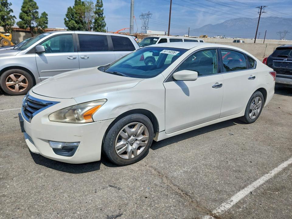 2013 Nissan Altima VIN 1N4AL3AP6DN428372 — COPART salvage auction photo