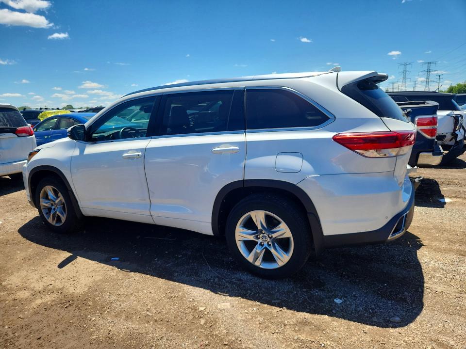 2018 Toyota Highlander VIN 5TDDZRFH2JS891304 COPART salvage auction — REAR END, Il - Salvage Certificate, sold $12,100 on 2026-07-28 (photo 2)
