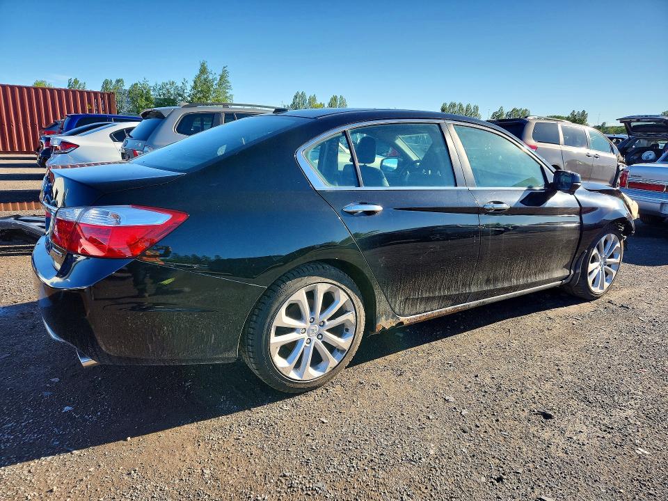 2013 Honda Accord VIN 1HGCR2F91DA810338 COPART salvage auction — FRONT END, On - Permit No Brand - Unfit, sold $1,950 on 2026-07-02 (photo 3)
