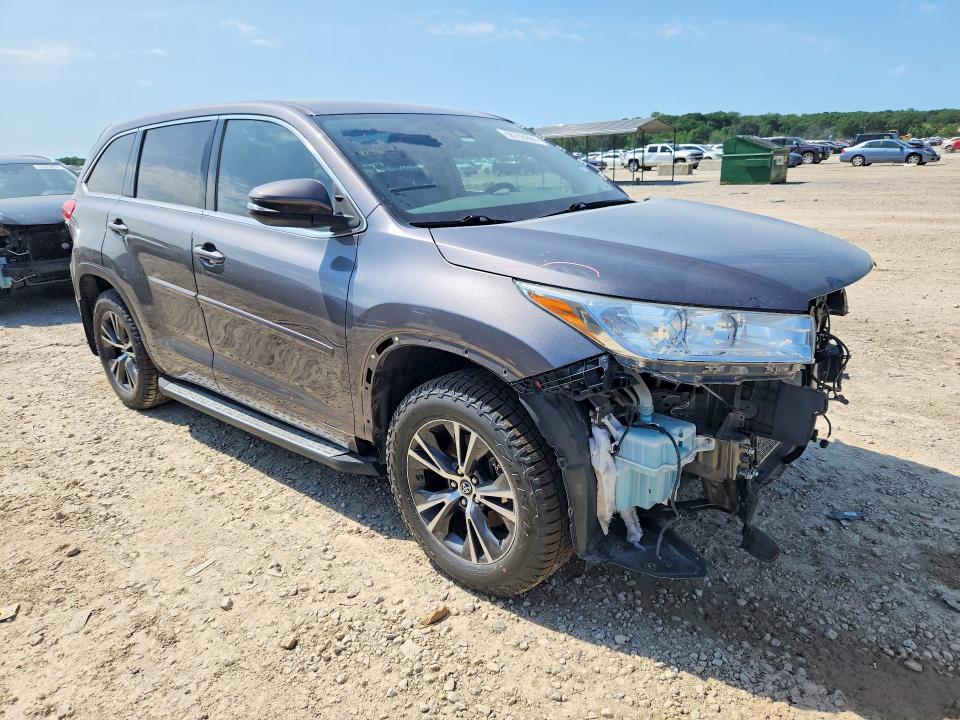 2018 Toyota Highlander VIN 5TDBZRFH5JS812280 COPART salvage auction — FRONT END, Tx - Salvage Vehicle Title, sold $10,200 on 2026-07-07 (photo 4)