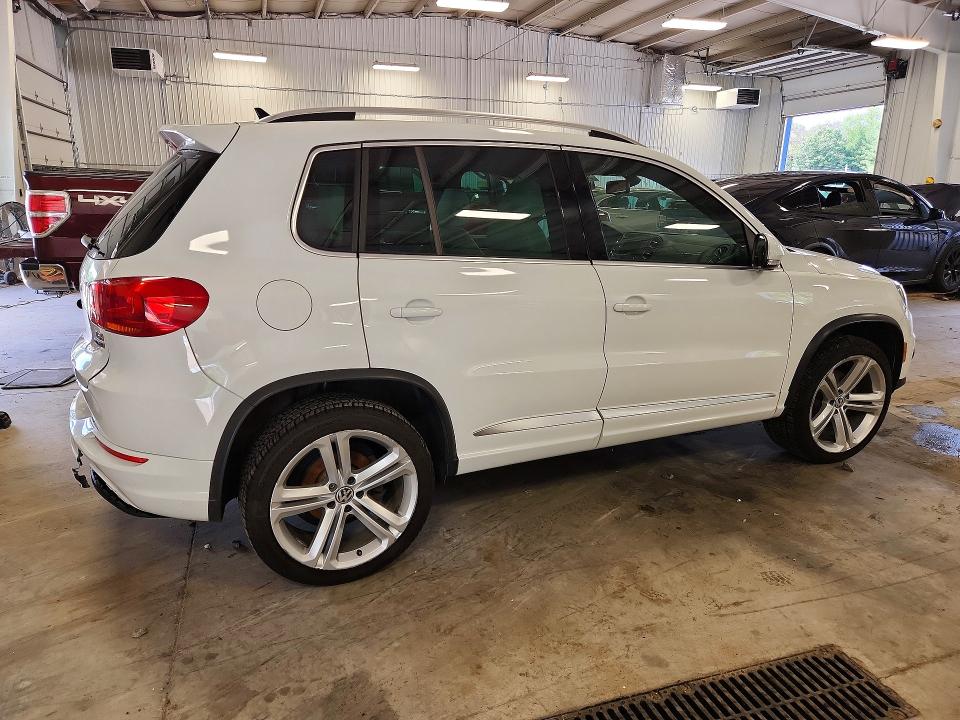 2016 Volkswagen Tiguan VIN WVGBV7AX7GW094119 COPART salvage auction — REAR END, Mn - Cert Of Title-Salvage, sold $4,000 on 2026-08-04 (photo 3)