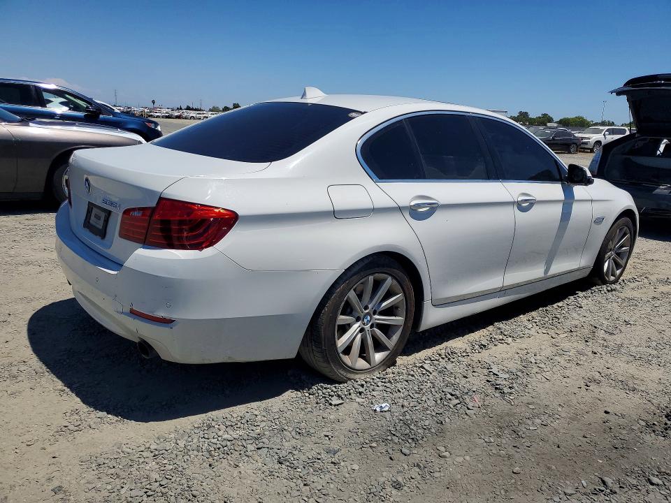 2014 BMW VIN WBA5B1C55ED475010 COPART salvage auction — NORMAL WEAR, Fl - Dis/Dlr/Exp Only Clean Title, sold $750 on 2026-07-28 (photo 3)