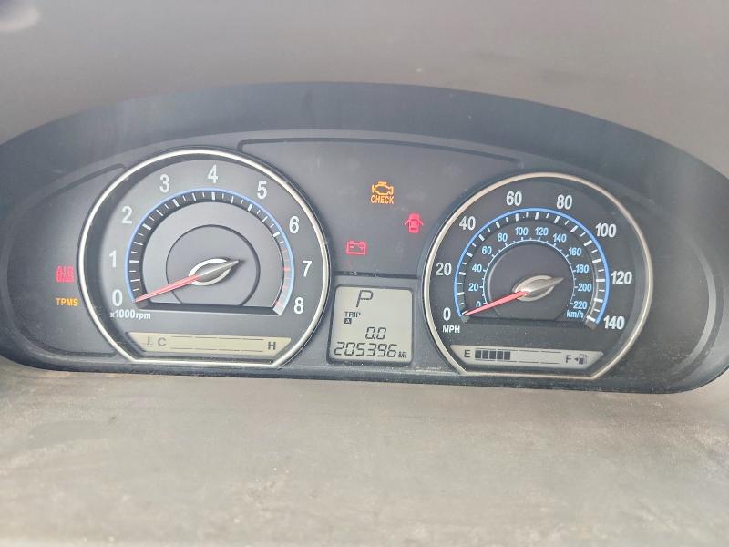 2007 Kia Optima VIN KNAGE123675104967 COPART salvage auction — FRONT END, MA - CERT OF TITLE-RECONSTRCTD COLL, sold $450 on 2026-07-29 (photo 9)