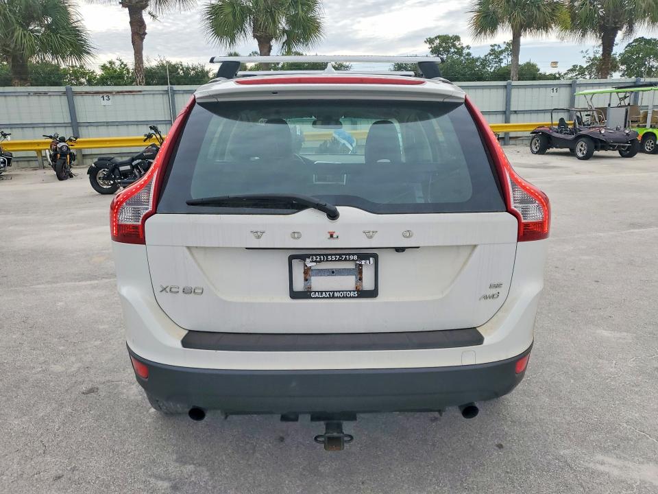 2011 Volvo Xc60 VIN YV4952DZ2B2222296 COPART salvage auction — WATER/FLOOD, FL - CERT OF TITLE-SLVG REBLD FLOOD, sold $475 on 2026-07-22 (photo 6)