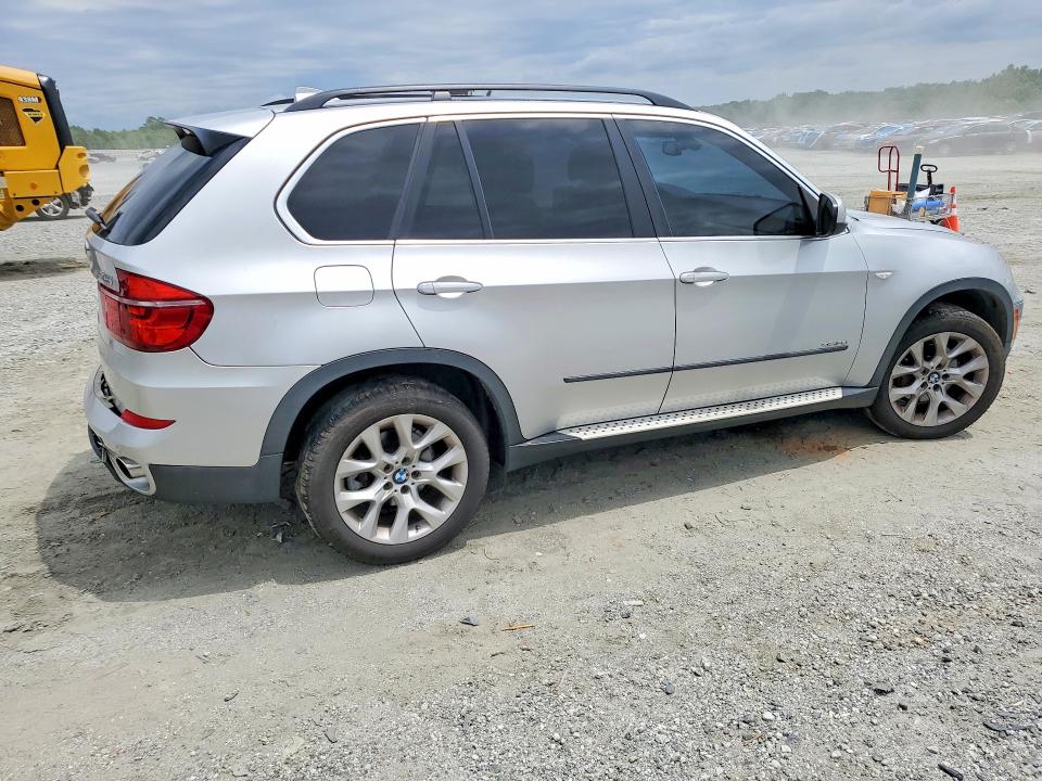 2013 BMW VIN 5UXZV4C5XD0G54258 COPART salvage auction — REAR END, Sc - Cert Of Title-Salvage, sold $2,300 on 2026-07-15 (photo 3)